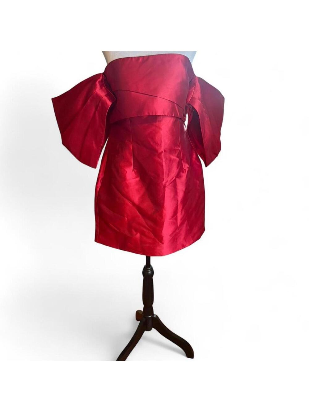 Selfie Leslie Evening/Party red dress size L